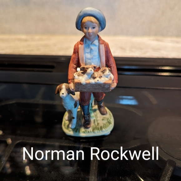 - Norman Rockwell Museum Puppy Love Figurine. 1983. Vintage. EUC. 4 inches… - Picture 1 of 5